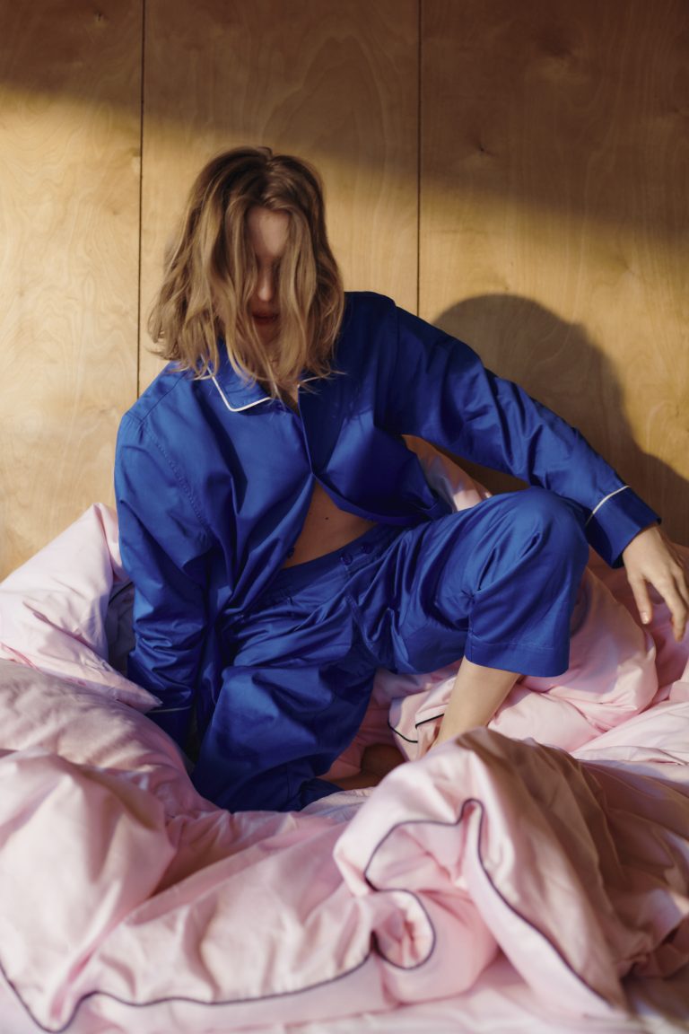 mathes_hay_store_Outline Pyjama LS shirt_Outline Pyjama Trousers vivid blue_Outline Duvet Cover soft pink